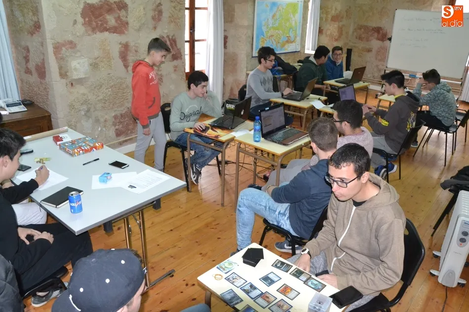 Foto 3 - Valhalla desarrolla un torneo de Pok&eacute;mon Showdown  