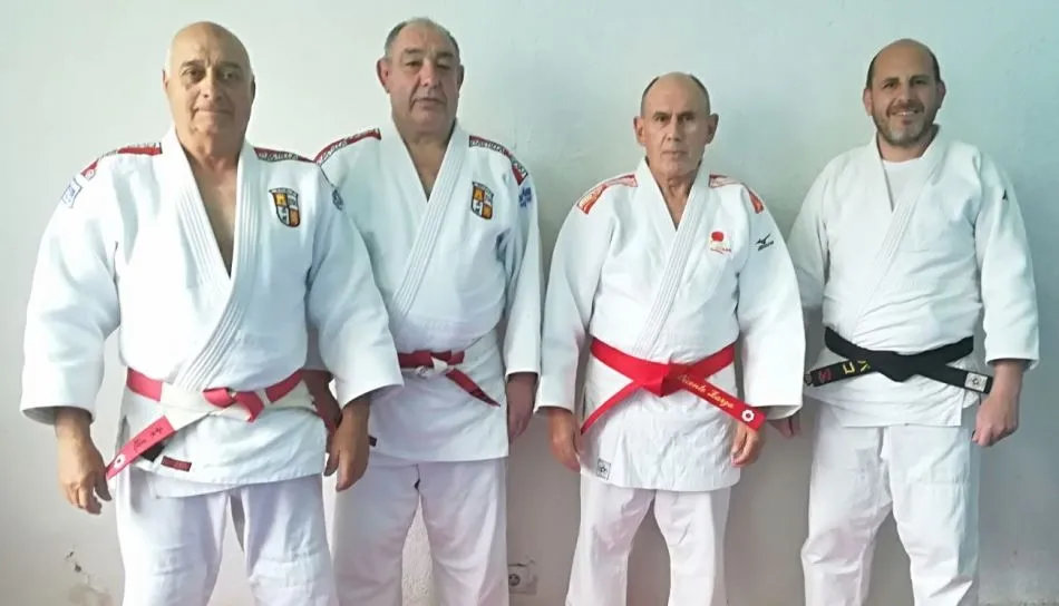 Foto 2 - Cuarenta judokas de Castilla y Le&oacute;n mejoran su preparaci&oacute;n en B&eacute;jar