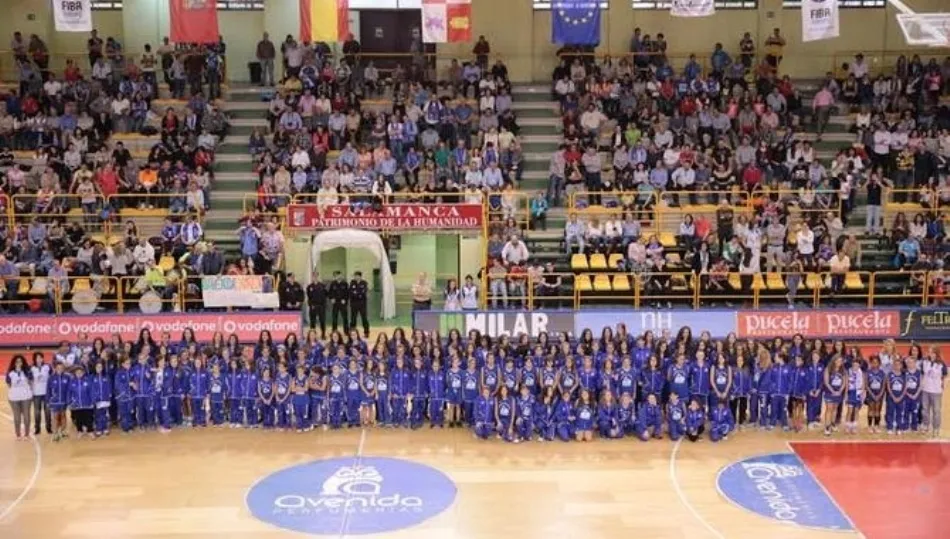 Equipos de las secciones inferiores del CB Perfumerías Avenida