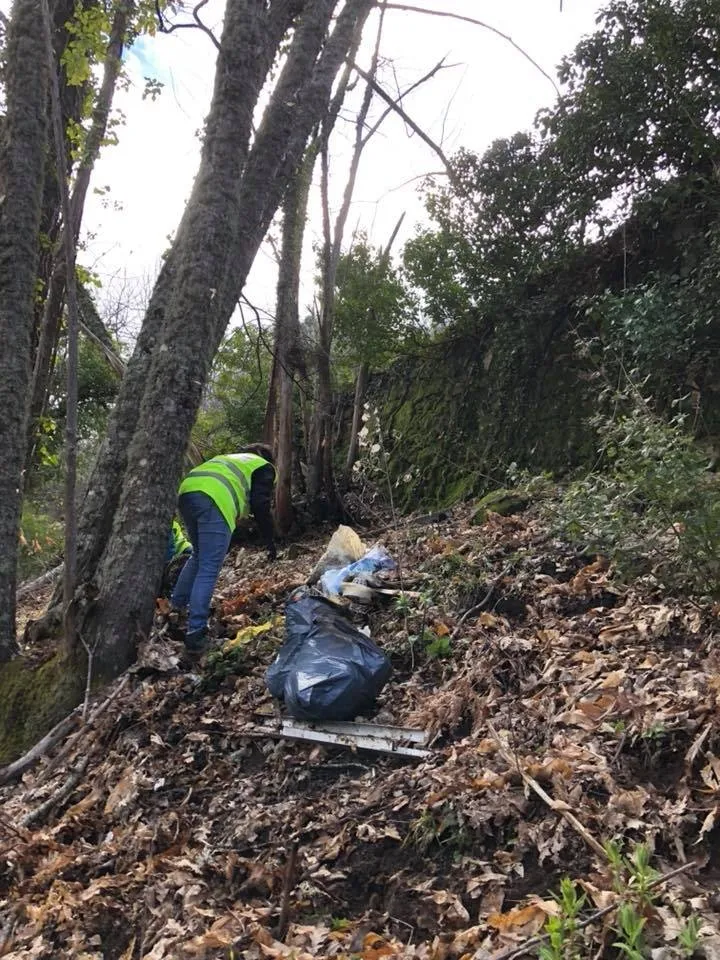 Foto 11 - Segunda jornada de recogida de basura en Mogarraz