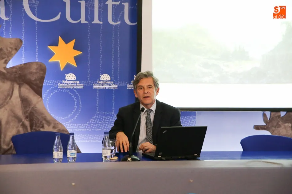 Foto 2 - El Jefe de Conservaci&oacute;n del Prado ofrece lecciones de pintura del siglo XIX  