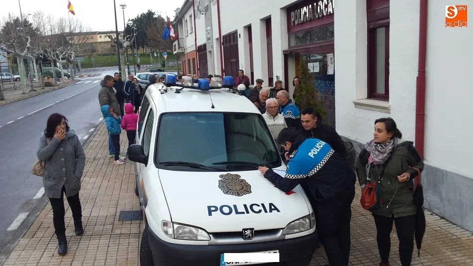 Foto 8 - Indignaci&oacute;n generalizada por las carencias en la prestaci&oacute;n del servicio de expedici&oacute;n del DNI  