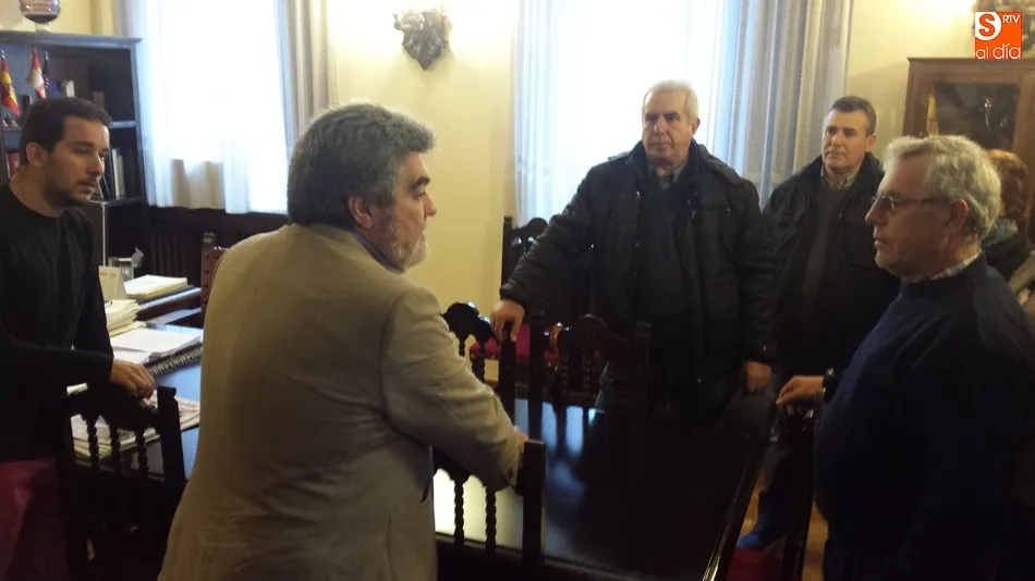 Foto 6 - Indignaci&oacute;n generalizada por las carencias en la prestaci&oacute;n del servicio de expedici&oacute;n del DNI  