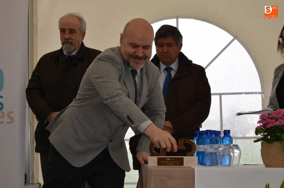 Foto 10 - Asprodes Salamanca recibe el premio del CERMI por su apoyo a la inclusi&oacute;n laboral  