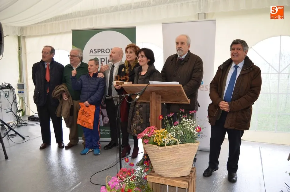 Foto 7 - Asprodes Salamanca recibe el premio del CERMI por su apoyo a la inclusi&oacute;n laboral  