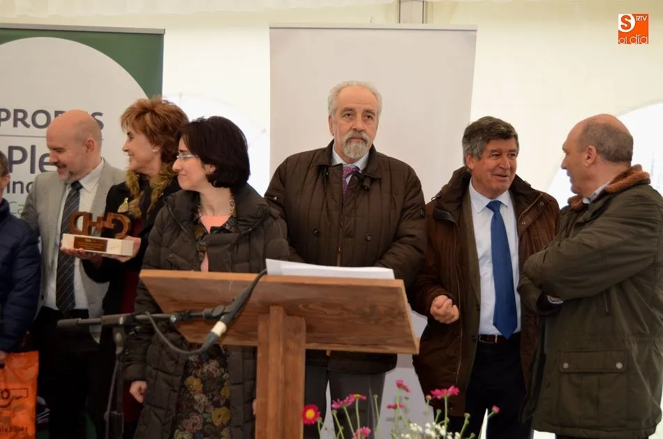 Foto 4 - Asprodes Salamanca recibe el premio del CERMI por su apoyo a la inclusi&oacute;n laboral  