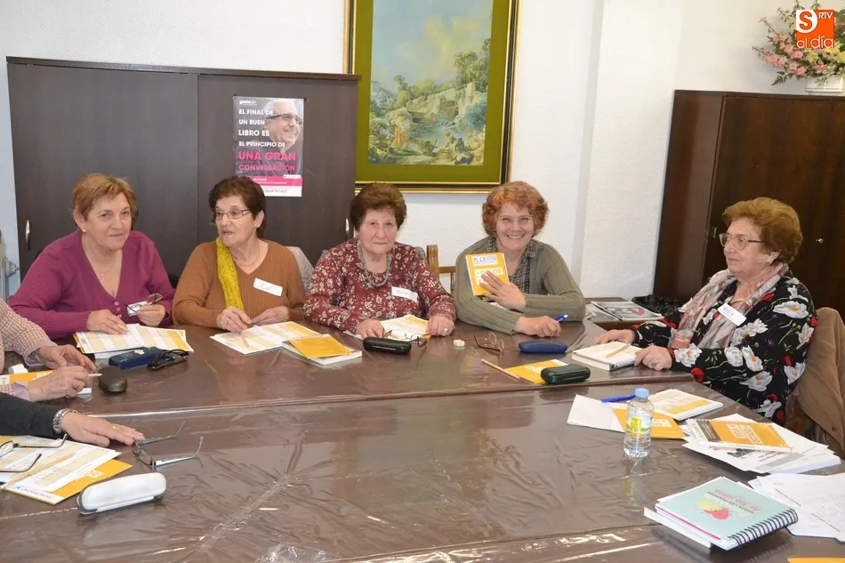 Foto 3 - El Centro de Mayores pone en marcha un taller para combatir el dolor  