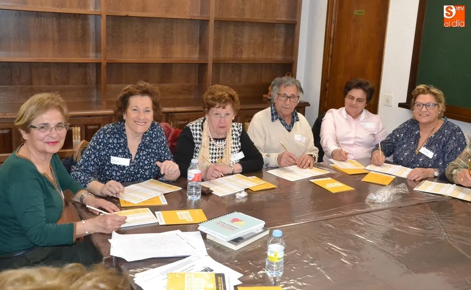 Foto 5 - El Centro de Mayores pone en marcha un taller para combatir el dolor  
