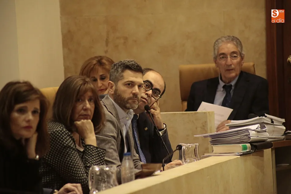 Foto 8 - El pleno aprueba definitivamente un presupuesto &ldquo;inversor&rdquo; que Ganemos califica de &ldquo;ilegal&rdquo;