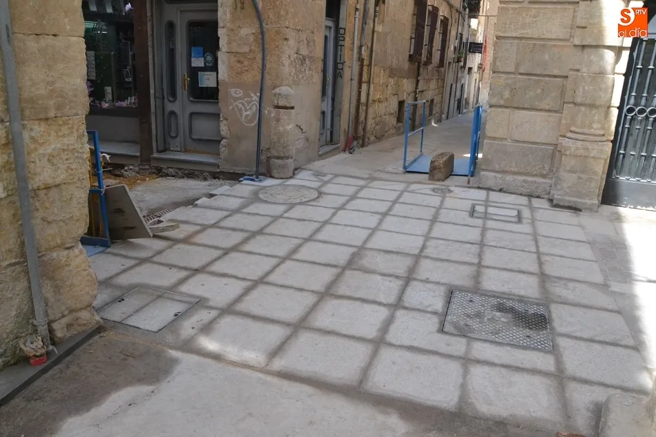 Reabierta por completo la confluencia de vías de la calle Madrid  