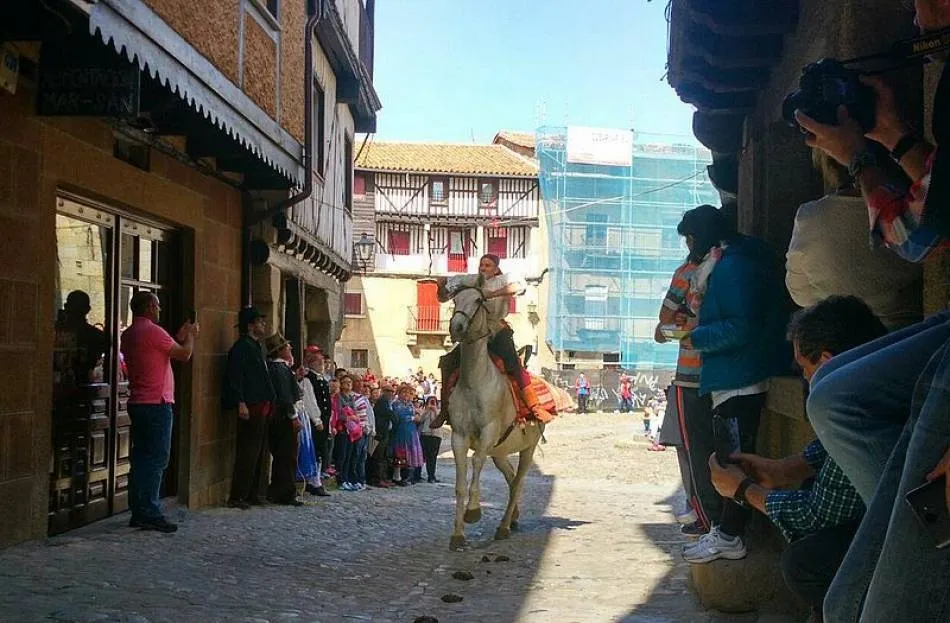 El Día del Trago volverá a animar las calles el lunes 9 de abril