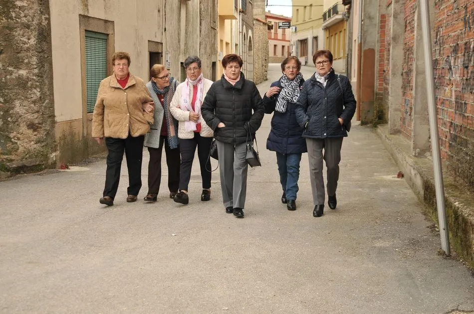 Foto 7 - Animada jornada de convivencia comarcal en Lumbrales  
