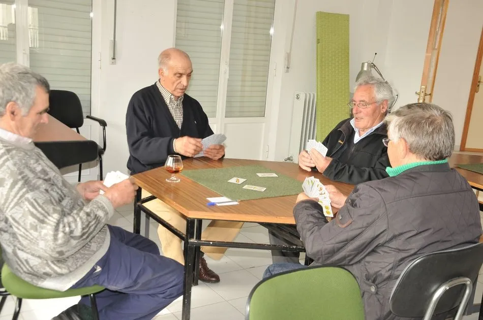 Foto 4 - Animada jornada de convivencia comarcal en Lumbrales  