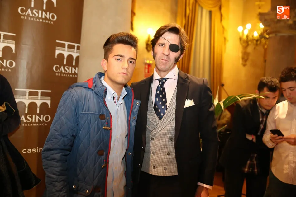 Foto 5 - Juventud Taurina homenajea a Juan Jos&eacute; Padilla en el Casino de Salamanca