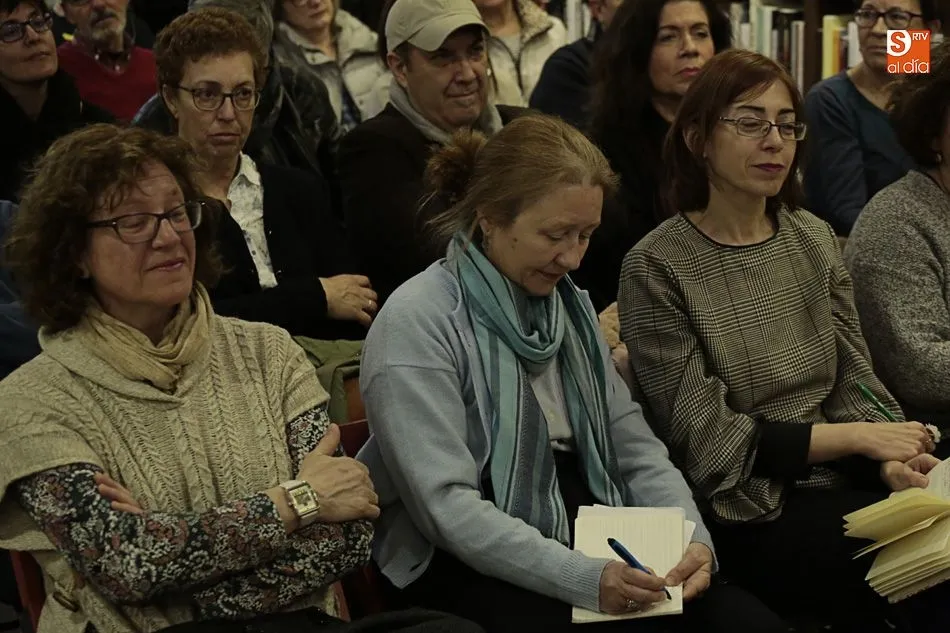 Foto 3 - Gustavo Mart&iacute;n Garzo, La ofrenda a la literatura