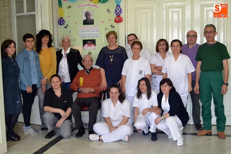 Celestino, cien años de intensa vida homenajeada en la residencia Sagrado Corazón de Jesús