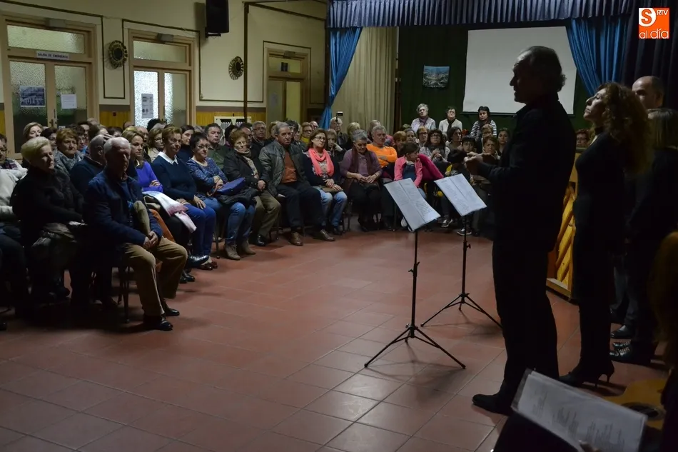 Foto 6 - Lleno en el concierto de Alcandora en recuerdo de Federico Garc&iacute;a Lorca  