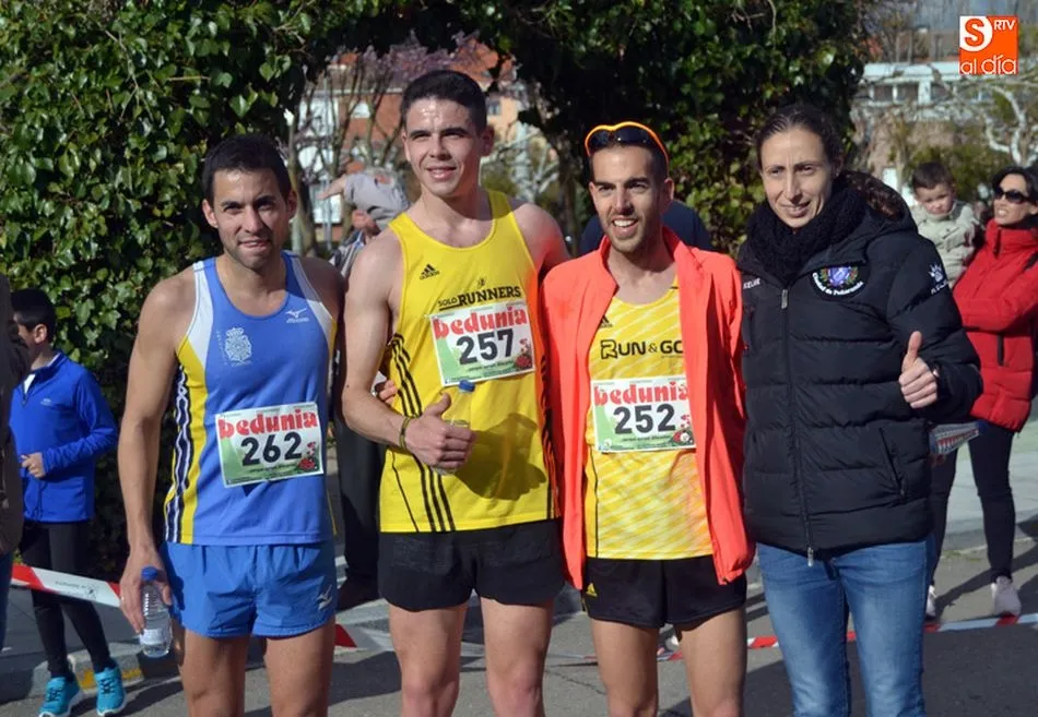Foto 6 - Isabel Almaraz y Alejandro Codesal se llevan una victoria muy sabrosa en la Carrera del Hornazo de...