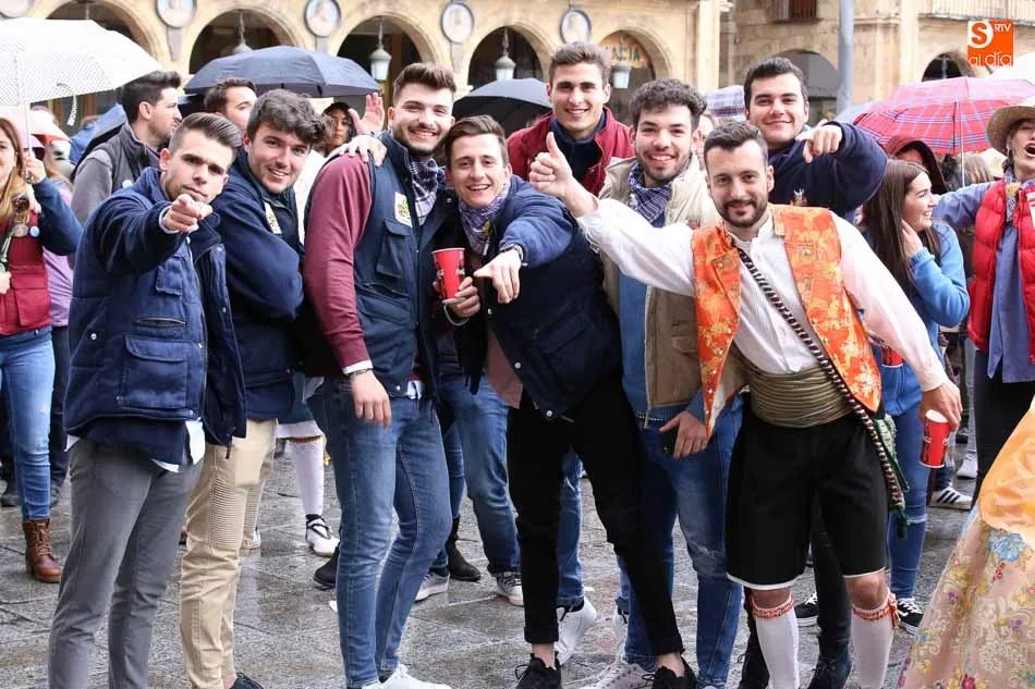 Foto 7 - Recepci&oacute;n de &lsquo;Fallers Pel Mon&rsquo; en el Ayuntamiento de Salamanca