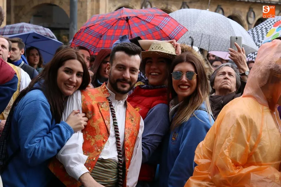 Foto 6 - Recepci&oacute;n de &lsquo;Fallers Pel Mon&rsquo; en el Ayuntamiento de Salamanca