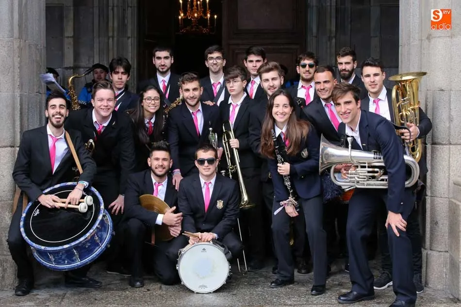 Foto 3 - Recepci&oacute;n de &lsquo;Fallers Pel Mon&rsquo; en el Ayuntamiento de Salamanca