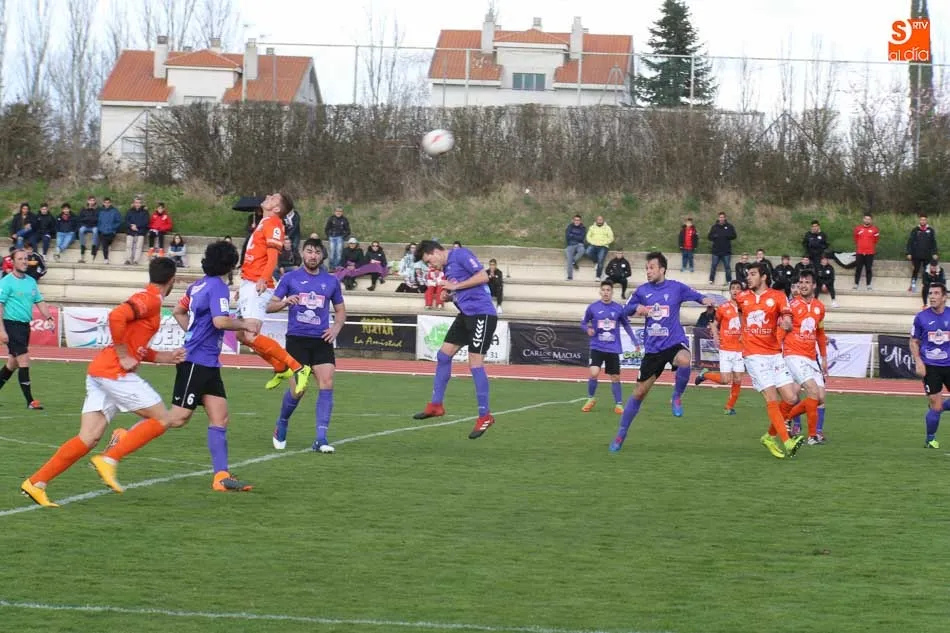 Foto 9 - Unionistas remonta a La Ba&ntilde;eza para dar un golpe a la Liga dejando casi sentenciado el play-off y...