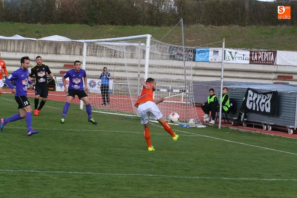 Foto 7 - Unionistas remonta a La Ba&ntilde;eza para dar un golpe a la Liga dejando casi sentenciado el play-off y...