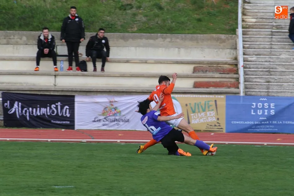 Foto 5 - Unionistas remonta a La Ba&ntilde;eza para dar un golpe a la Liga dejando casi sentenciado el play-off y...