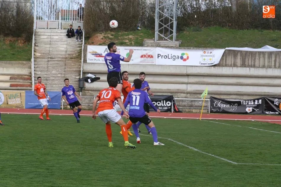 Foto 2 - Unionistas remonta a La Ba&ntilde;eza para dar un golpe a la Liga dejando casi sentenciado el play-off y...