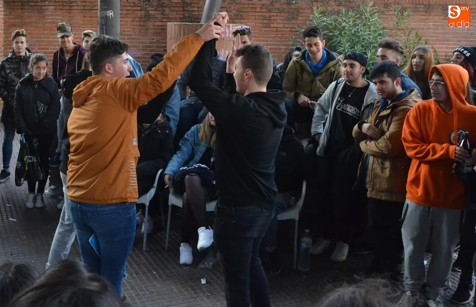 Foto 5 - DZeta se adjudica la batalla de gallos a pie de calle organizada por CR-Crews  