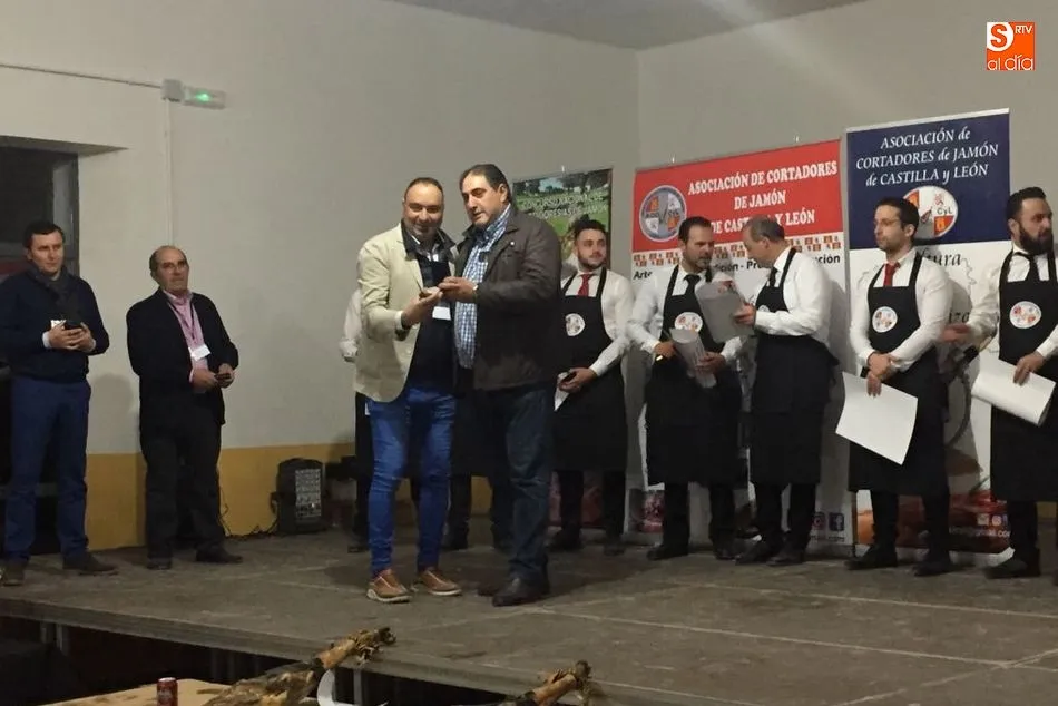 Foto 11 - Juan Antonio Barbero se hace con el premio al mejor cortador de jam&oacute;n  