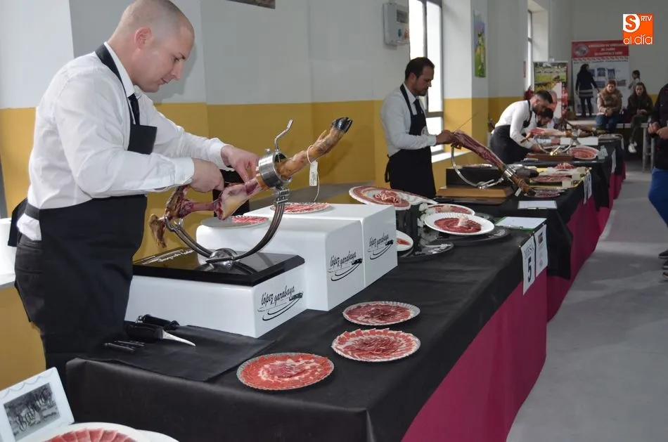 Foto 8 - Juan Antonio Barbero se hace con el premio al mejor cortador de jam&oacute;n  