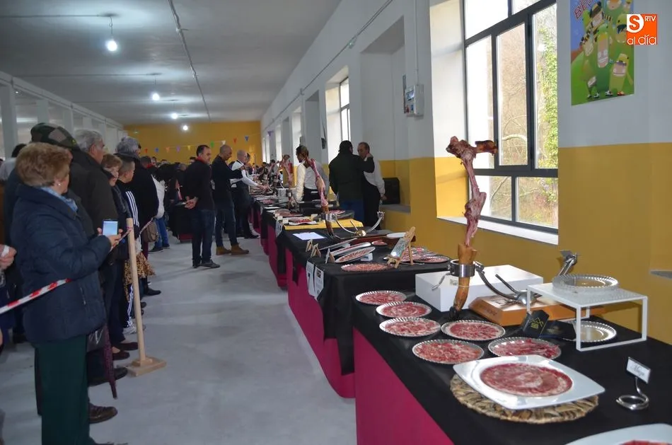 Foto 6 - Juan Antonio Barbero se hace con el premio al mejor cortador de jam&oacute;n  