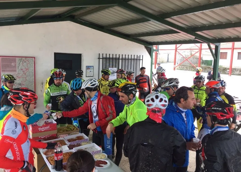 Foto 4 - Hasta 84 corredores, en la IV Marcha BTT de Barruecopardo  