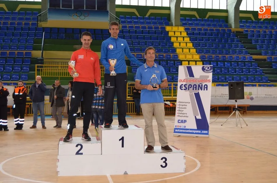 Foto 10 - Ver&oacute;nica S&aacute;nchez y Daniel Sanz ganan la Media Marat&oacute;n de B&eacute;jar  