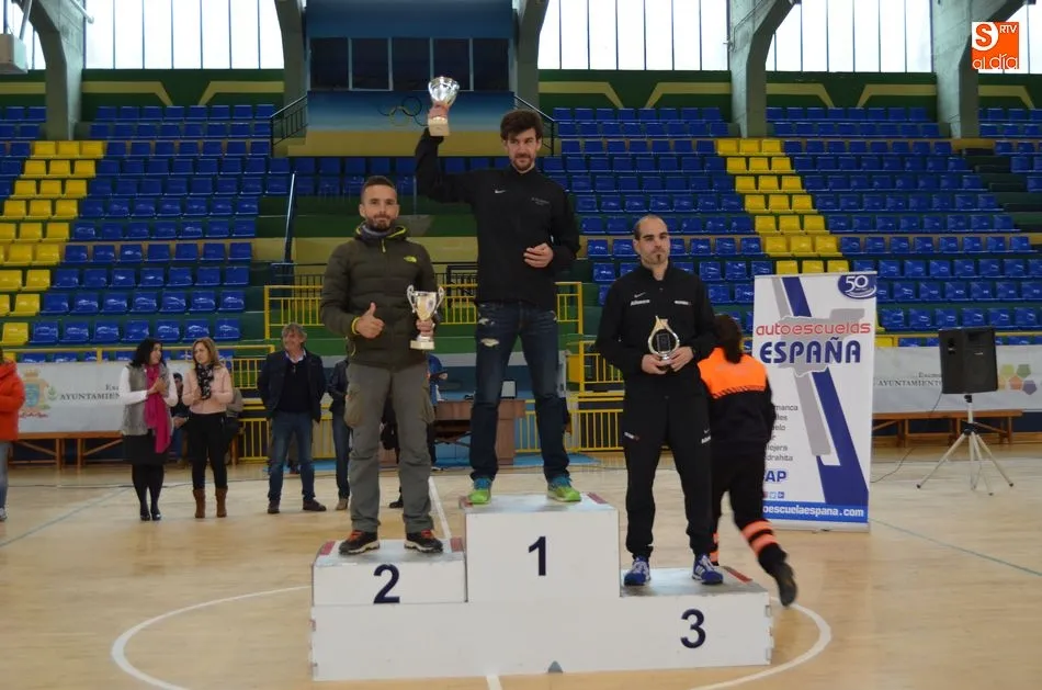 Foto 9 - Ver&oacute;nica S&aacute;nchez y Daniel Sanz ganan la Media Marat&oacute;n de B&eacute;jar  