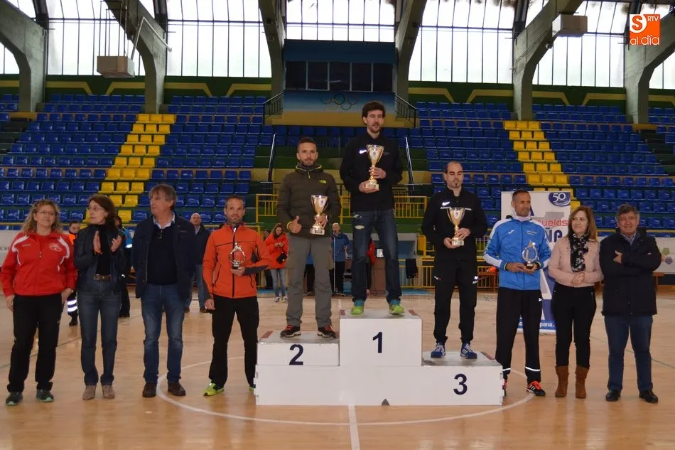 Foto 3 - Ver&oacute;nica S&aacute;nchez y Daniel Sanz ganan la Media Marat&oacute;n de B&eacute;jar  