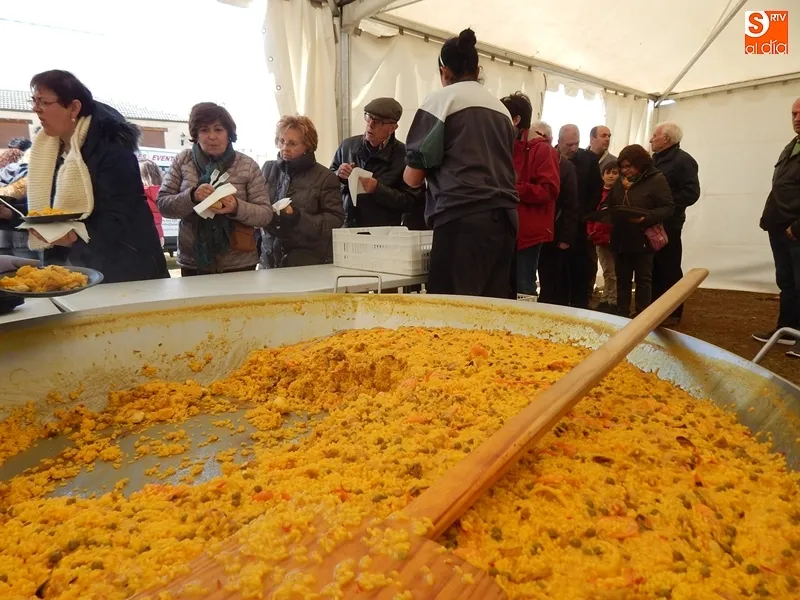 Foto 5 - M&aacute;s de 550 raciones de rica paella en Torresmenudas