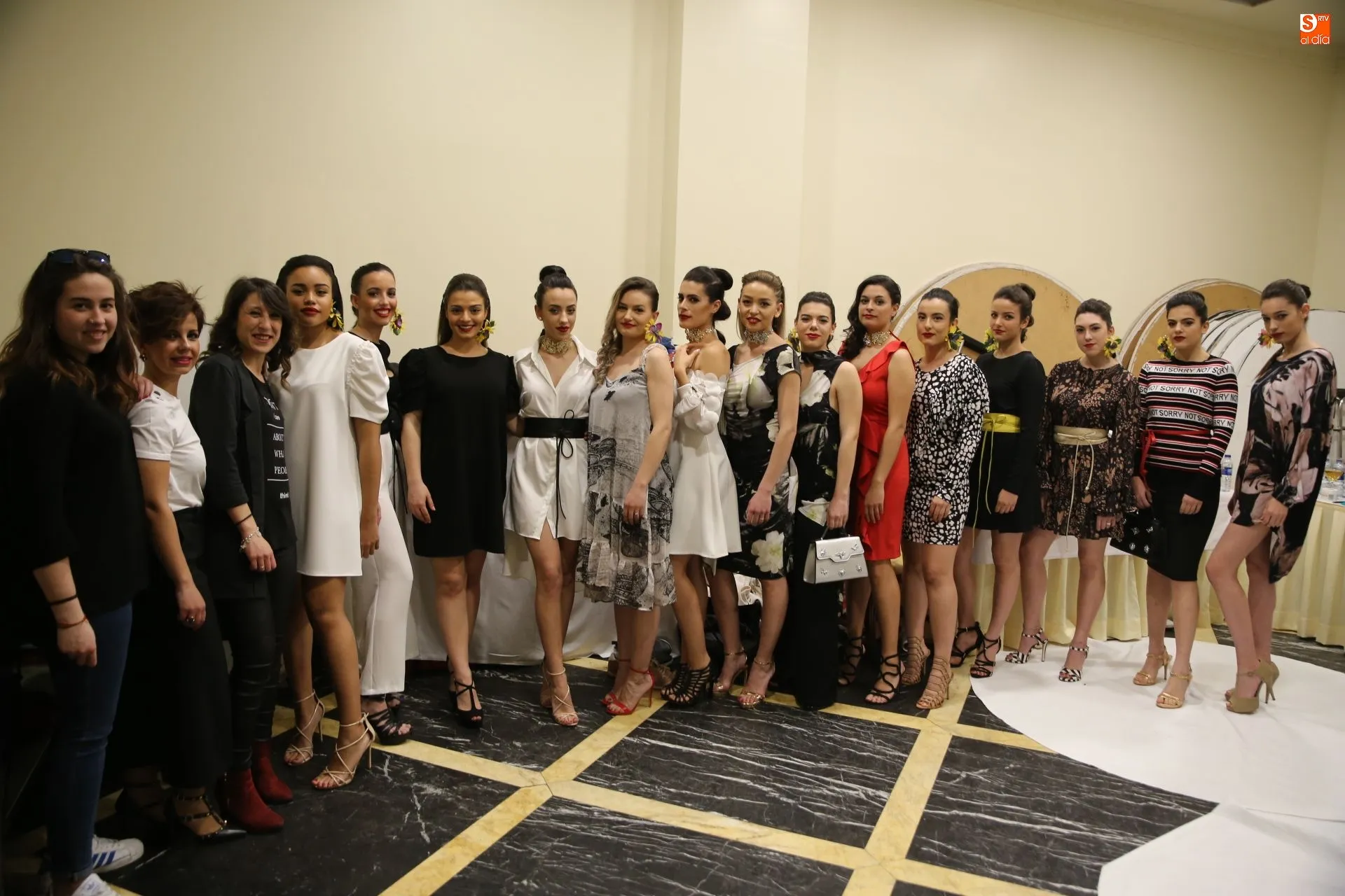 Modelos del desfile solidario de ARIADNA / Foto: Alberto Martín