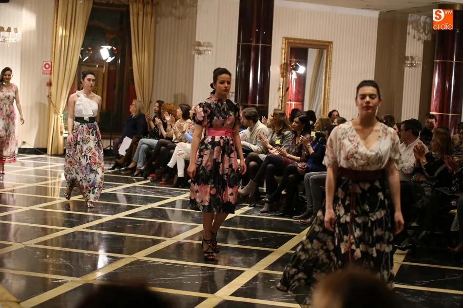 Foto 6 - M&aacute;s de 400 personas en el desfile de&nbsp;la Asociaci&oacute;n ARIADNA&nbsp;  