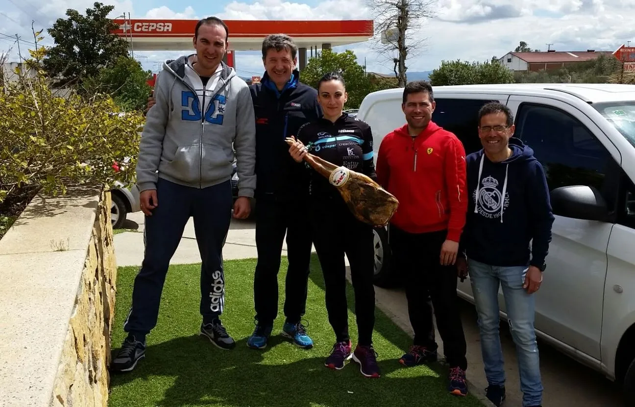 Foto 6 - Ainhoa S&aacute;nchez Casta&ntilde;o se impone en la &lsquo;Ruta de la Prehistoria&rsquo; de Montehermoso  