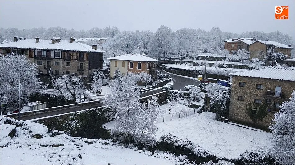 Imagen de La Alberca cubierta de nieve tras las precipitaciones de anoche. Foto: Ayto. La Alberca