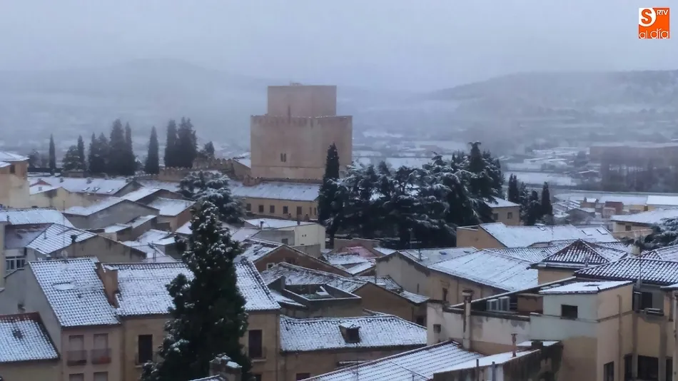 Foto 8 - La nueva nevada, desde lo alto de la Catedral  