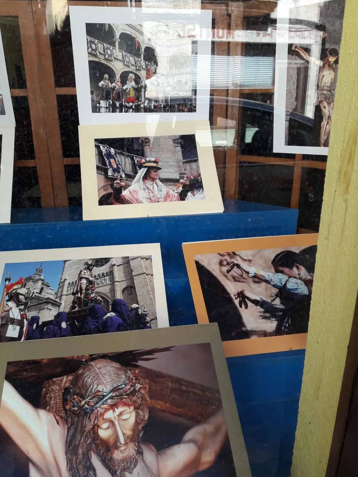 Foto 2 - Llega a su final la exposici&oacute;n &lsquo;Semana Santa y Charrada&rsquo;  