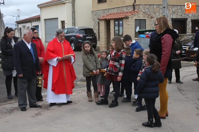 Foto 3 - Bendici&oacute;n de campos y bailes en honor al Cristo de las Aguas en Vega de Tirados