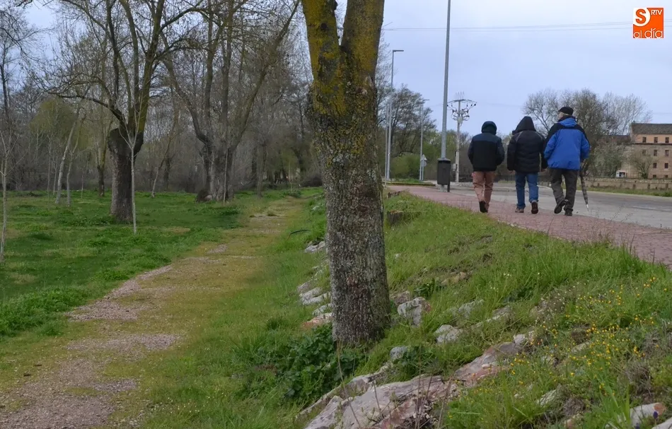 Foto 2 - El mal tiempo &lsquo;cancela&rsquo; el Lunes de Aguas al aire libre  