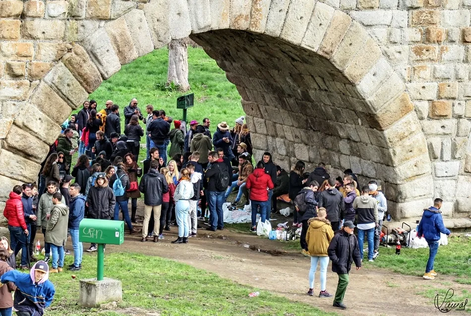 Foto 3 - Al abrigo de la piedra romana