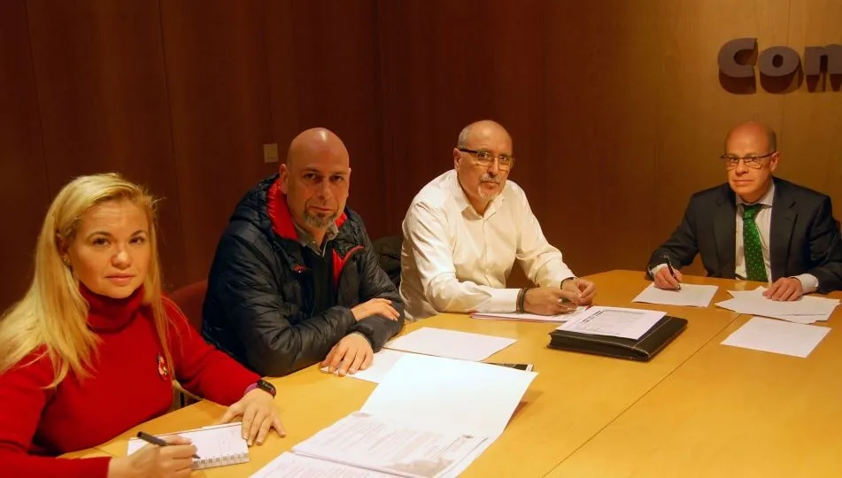 La patronal salmantina CONFAES ha firmado este convenio con los sindicatos CCOO y UGT