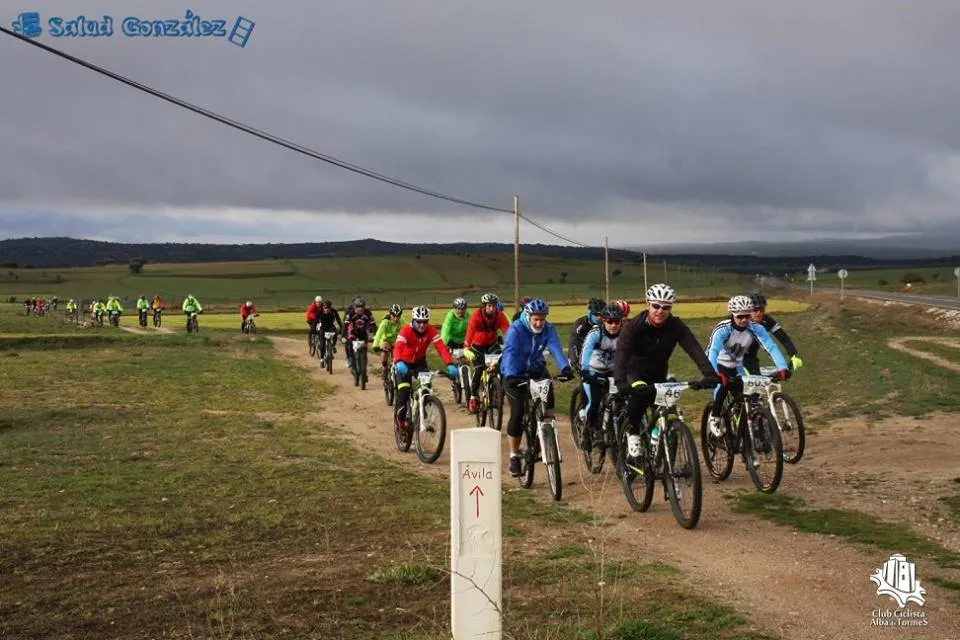 Foto 4 - &Eacute;pica sexta marcha cicloturista &Aacute;vila &ndash;&nbsp;Alba de Tormes, lluvia, barro y viento