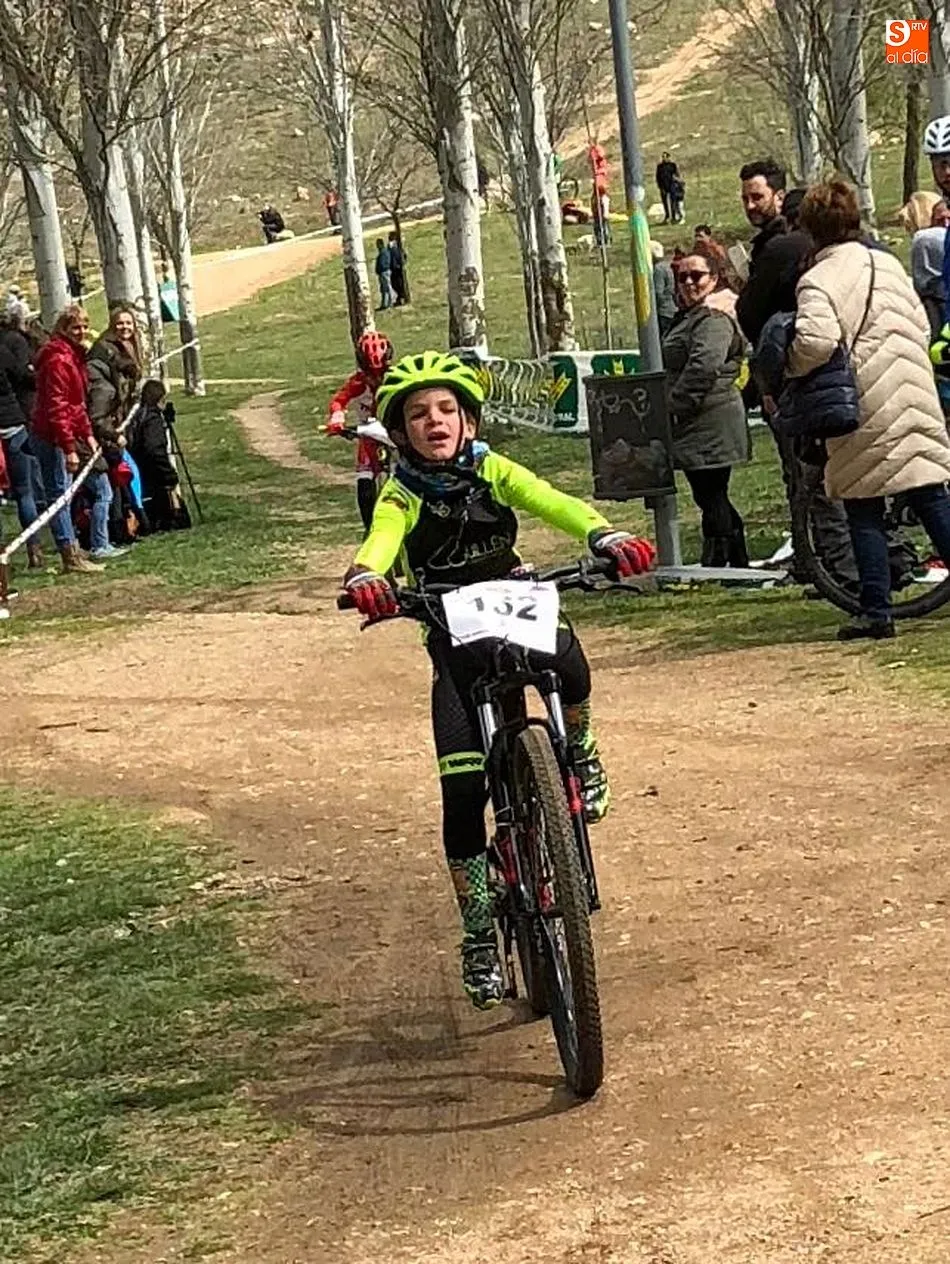 Foto 9 - Rodrigo Hern&aacute;ndez suma un podio m&aacute;s en una buena actuaci&oacute;n de la Escuela Bejarana de BTT